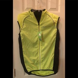 Wulibike Vest, Size M, zippered pocket on back, NWT